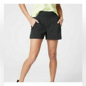 Athleta Women's Trekkie North Short
